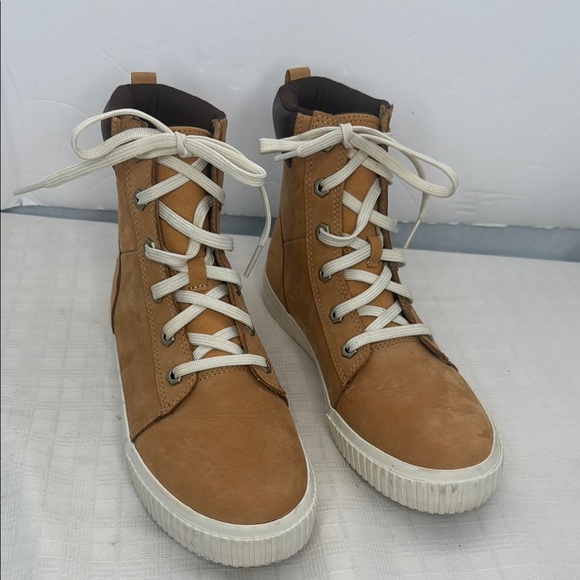 Timberland Women’s Skyla Bay 6-Inch Boots - Picture 1 of 10